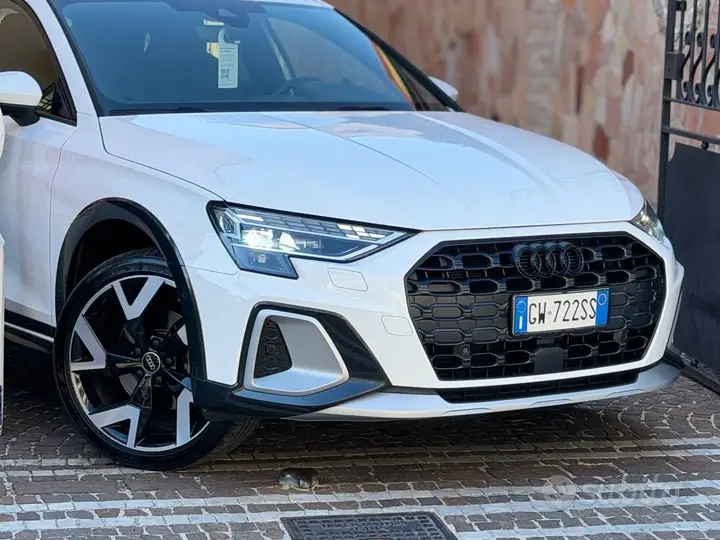 Audi A3 2025 photo 2