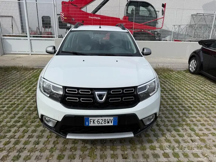 Dacia Sandero Stepway 2017 photo 2
