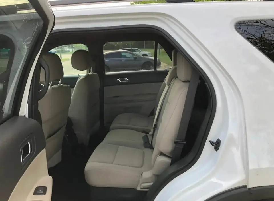 Ford Explorer 2013 photo 4