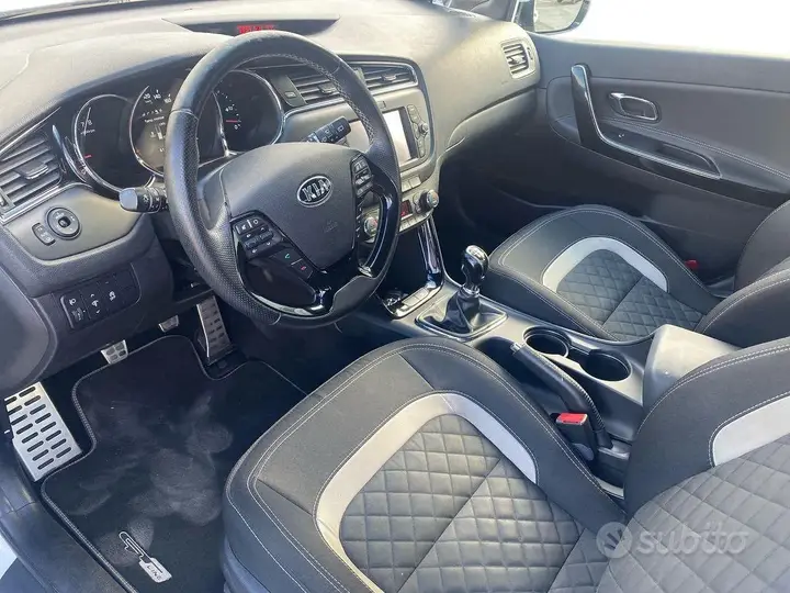 Kia Ceed 2016 photo 5