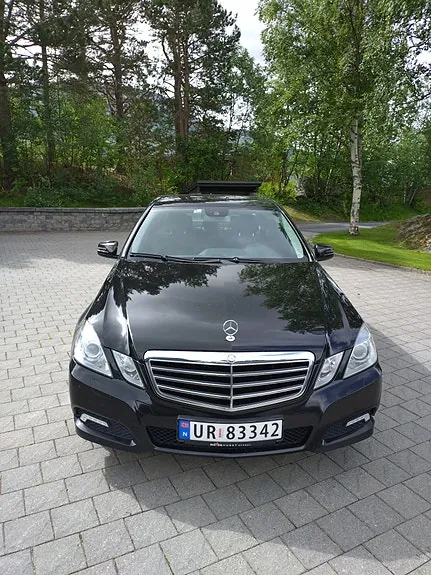 Mercedes-Benz E220 D