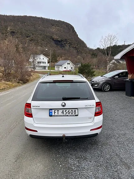 Skoda Octavia 2014 photo 3