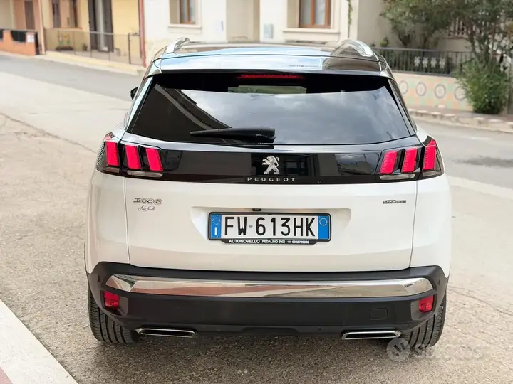 Peugeot 3008 2019 photo 4