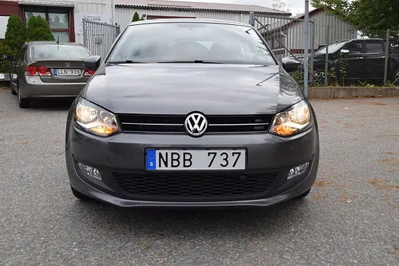 Volkswagen Polo 2013 photo 2