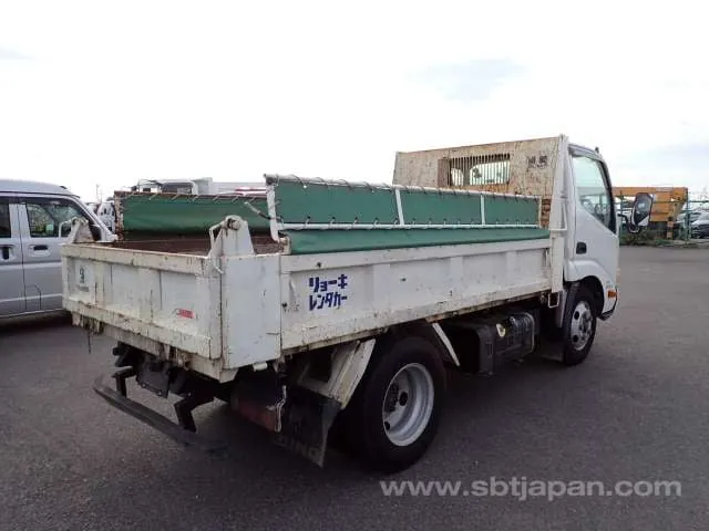 Hino Dutro 2010 photo 4