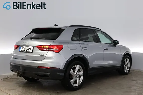 Audi Q3 2019 photo 3