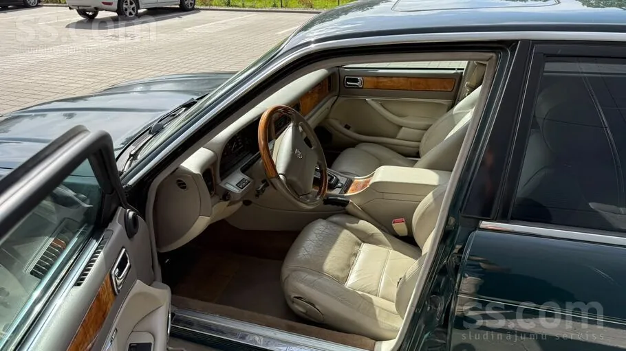 Jaguar Xj 1997 photo 5