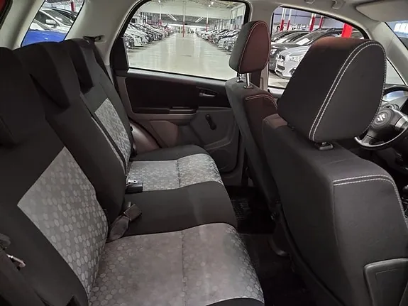 Suzuki Sx4 2013 photo 5