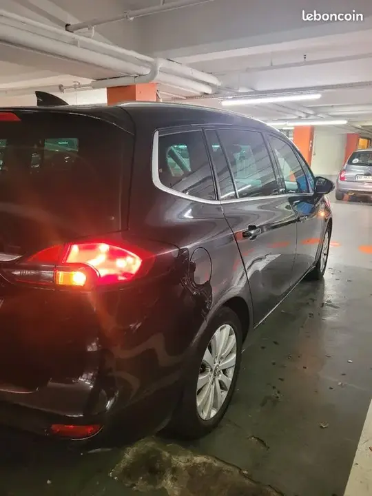 Opel Zafira Tourer 2017 photo 2