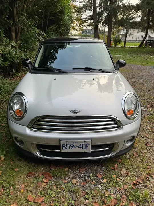Mini Cooper 2011 photo 3
