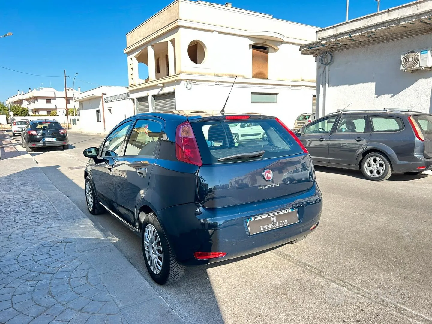 Fiat Punto 2015 photo 3