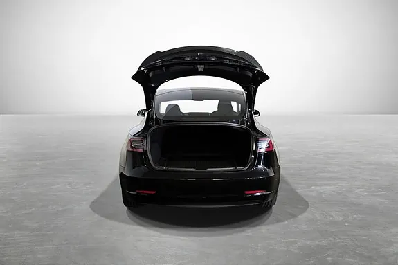 Tesla Model 3 2020 photo 4