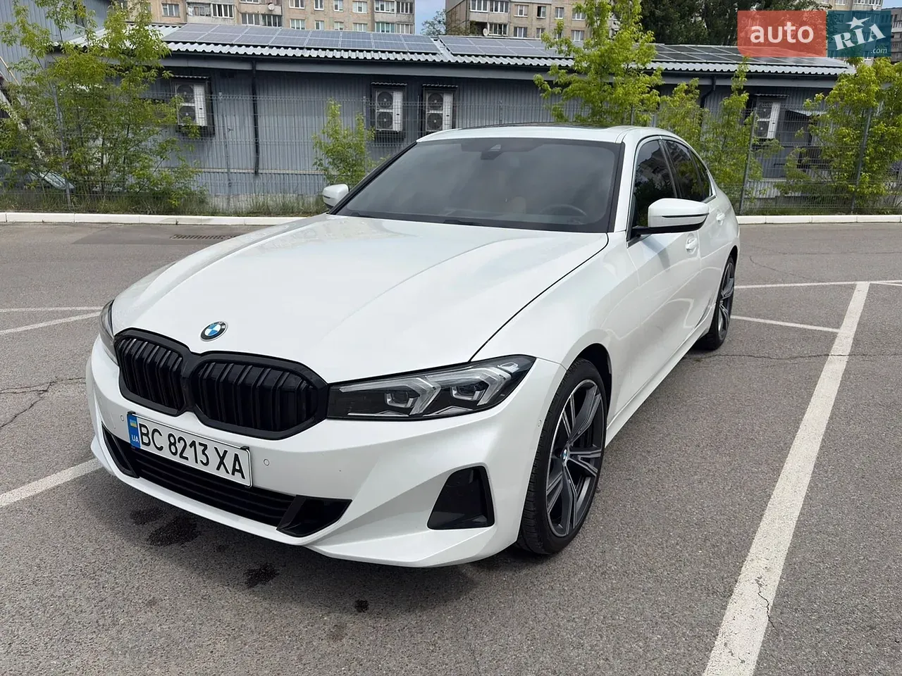 BMW 3 Series 2024 photo 3