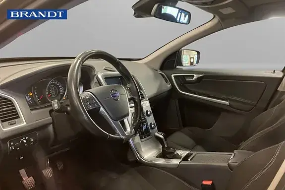 Volvo Xc60 2017 photo 5