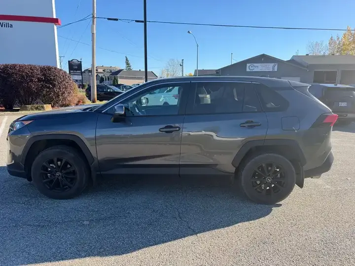 Toyota Rav4 2025 photo 4
