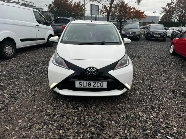Toyota Aygo 2018 photo 2