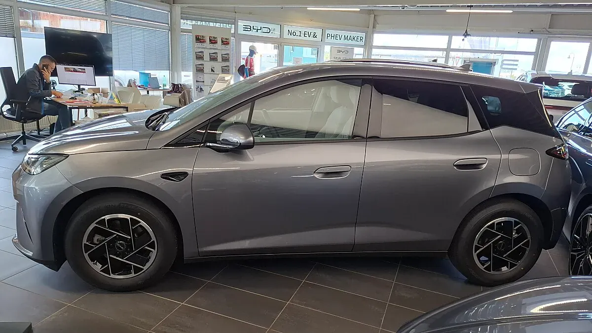 BYD Dolphin G photo 3