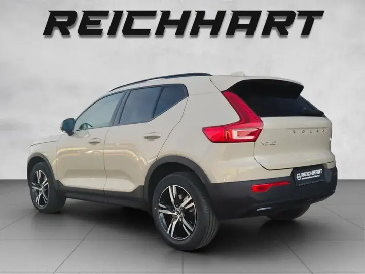 Volvo Xc40 2023 photo 3