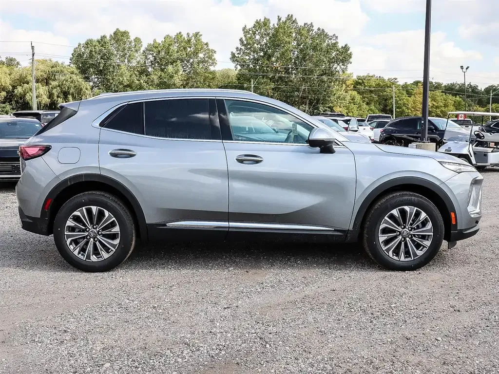 Buick Envision 2026 photo 3