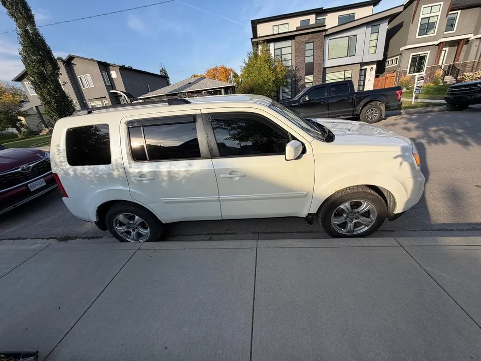 Honda Pilot 2014 photo 2
