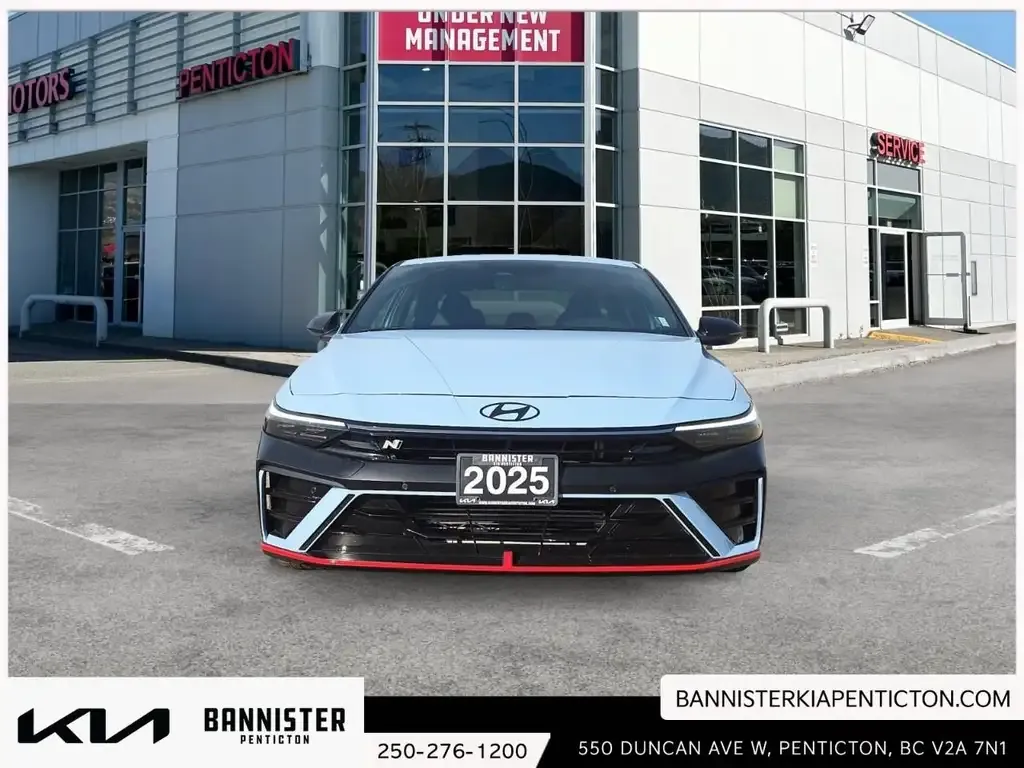 Hyundai Elantra 2025 photo 2