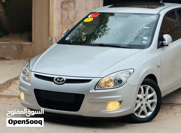 Hyundai I30 2009 photo 2