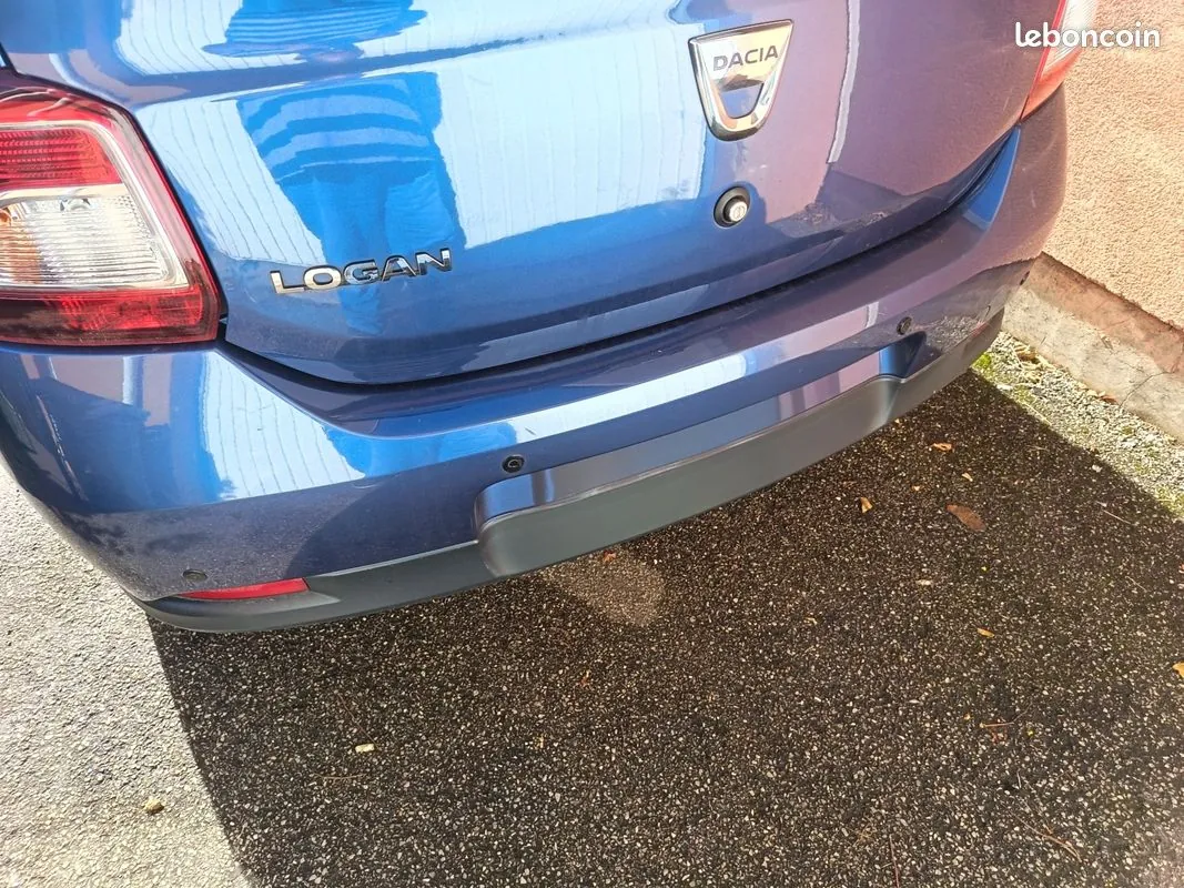 Dacia Logan 2013 photo 2