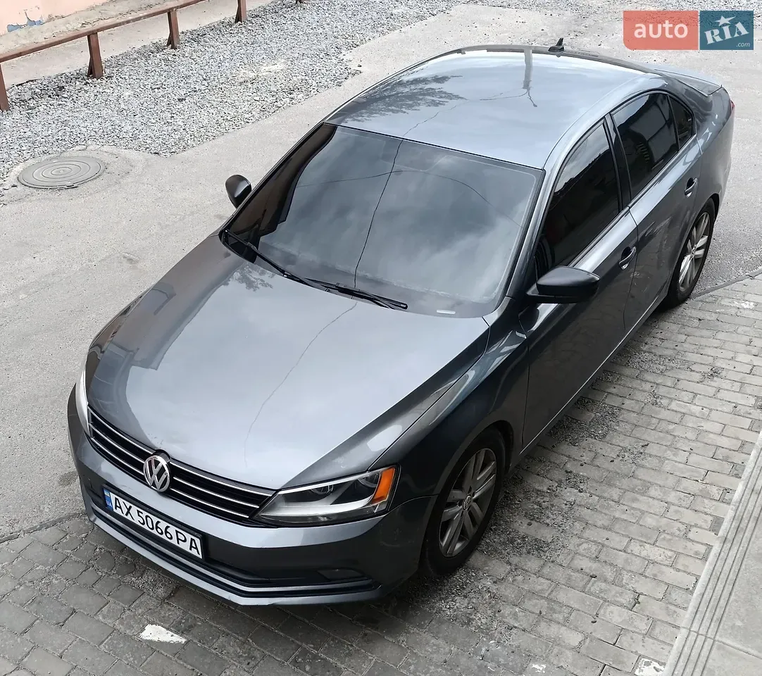 Volkswagen Jetta 2015 photo 2