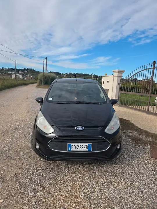 Ford B-Max 2016 photo 2