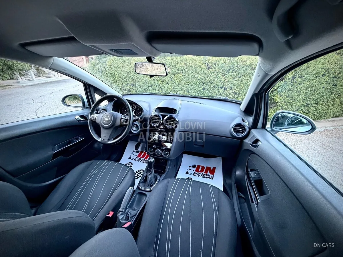 Opel Corsa 2010 photo 4