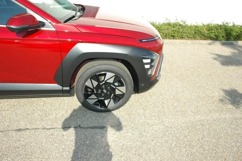Hyundai Kona 2026 photo 3