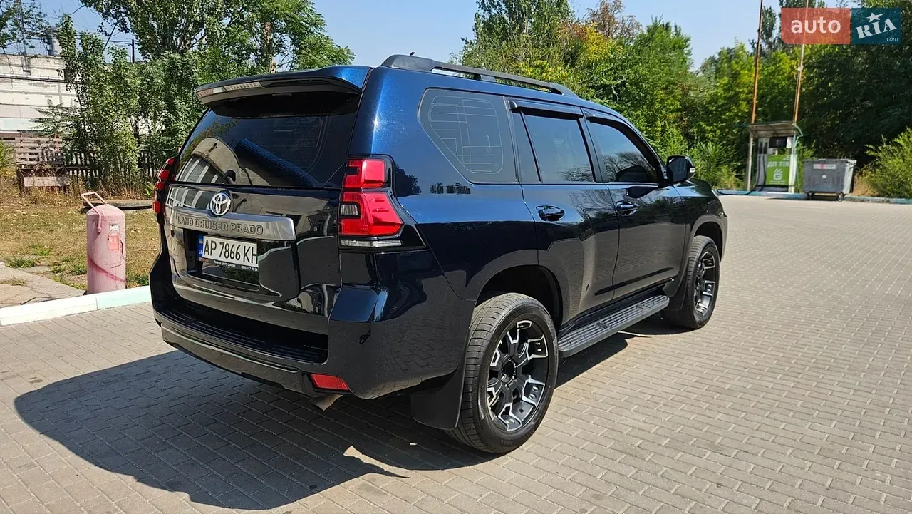 Toyota Land Cruiser Prado 2019 photo 3