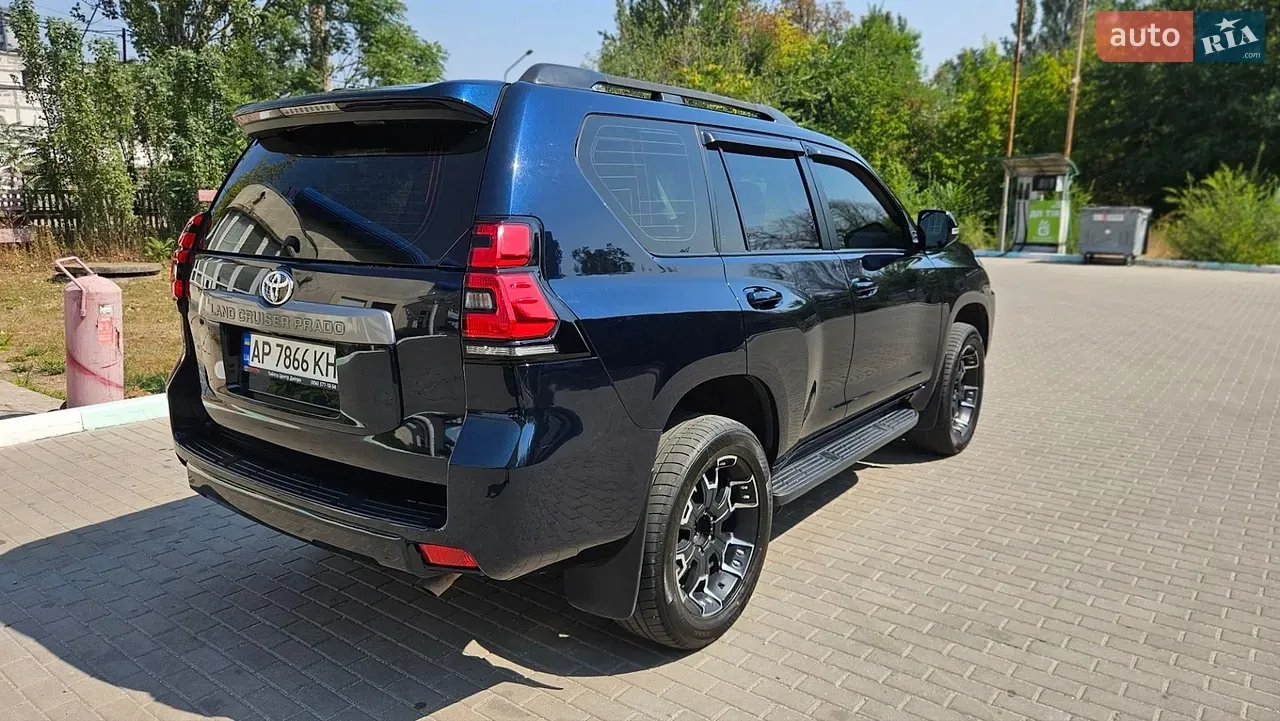 Toyota Land Cruiser Prado 2019 photo 4