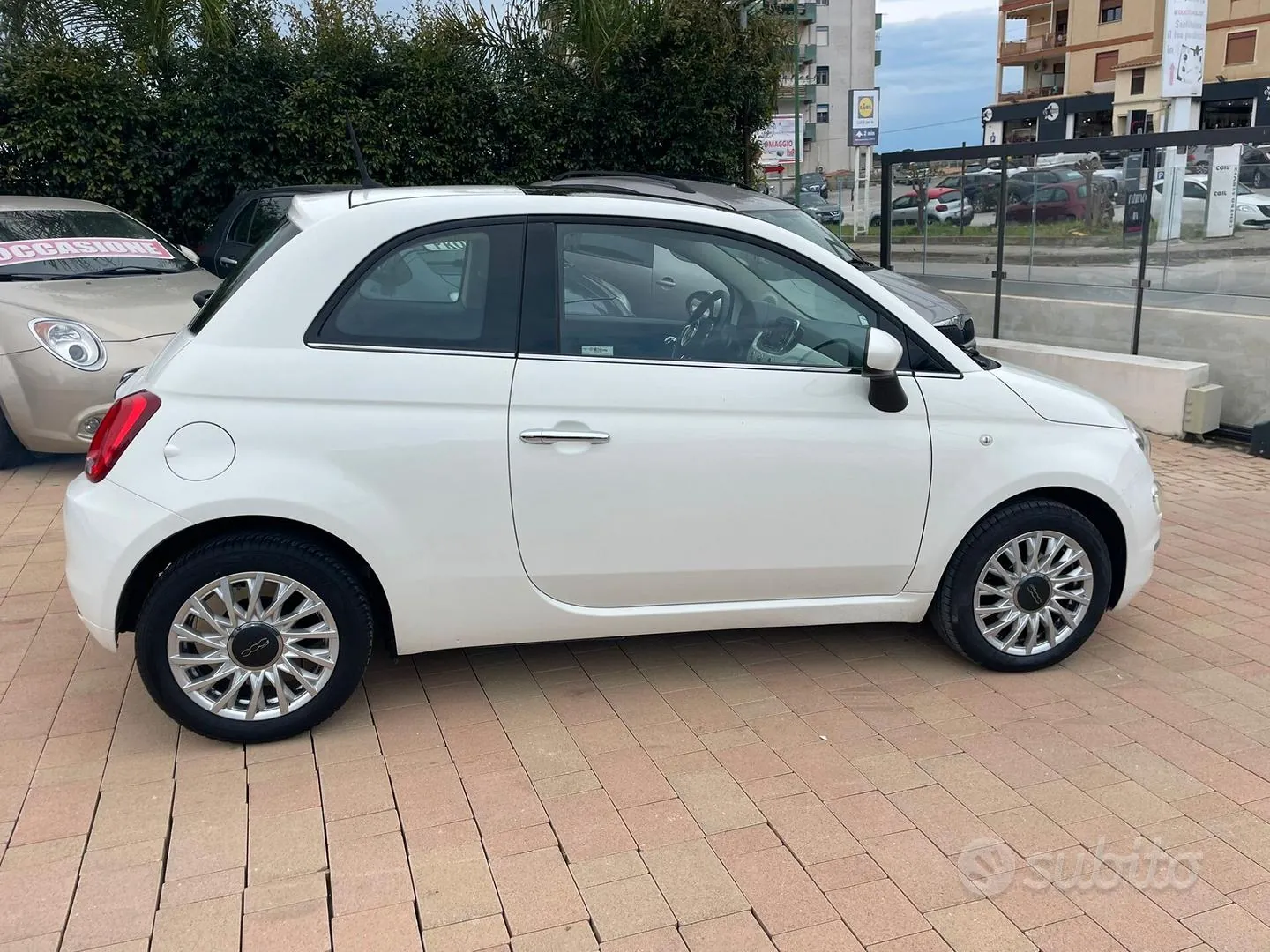Fiat 500 2015 photo 2