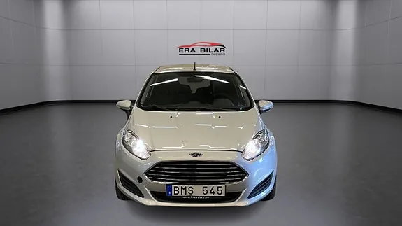 Ford Fiesta 2013 photo 2