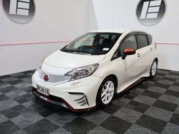 Nissan Note 2014 photo 5