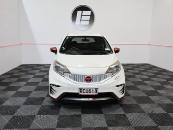 Nissan Note 2014 photo 3
