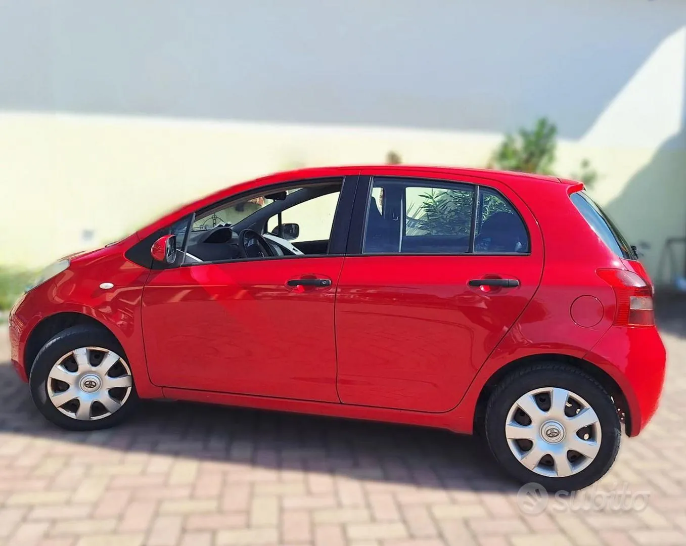 Toyota Yaris 2008 photo 2