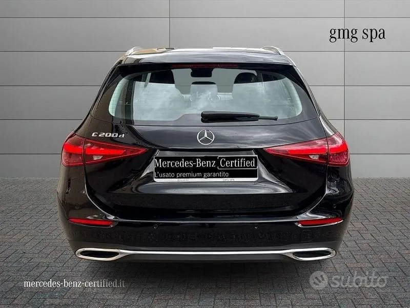 Mercedes-Benz C-Class 2025 photo 4