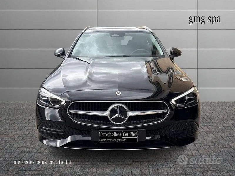 Mercedes-Benz C-Class 2025 photo 3