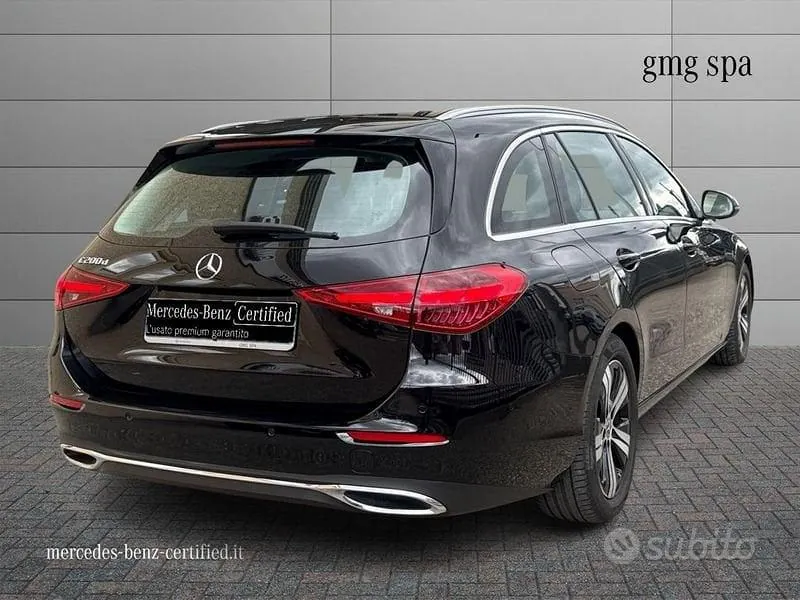 Mercedes-Benz C-Class 2025 photo 2