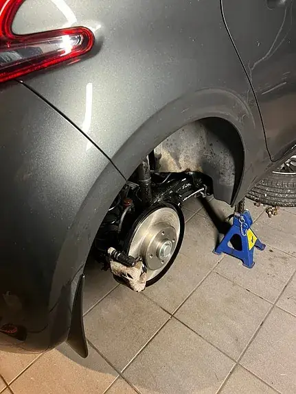 Peugeot 208 2017 photo 4