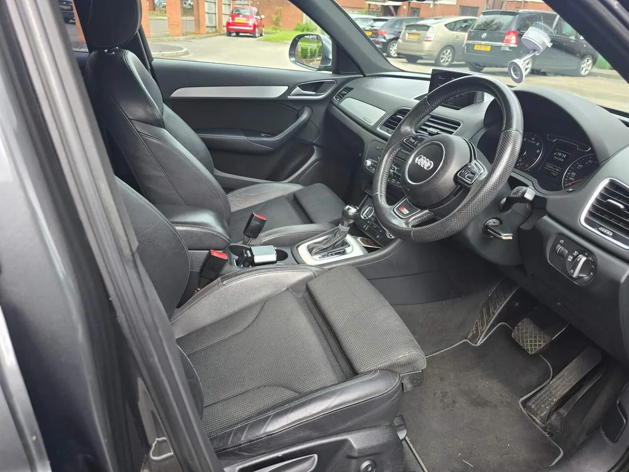 Audi Q3 2013 photo 3