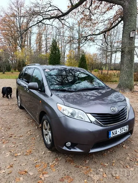 Toyota Sienna