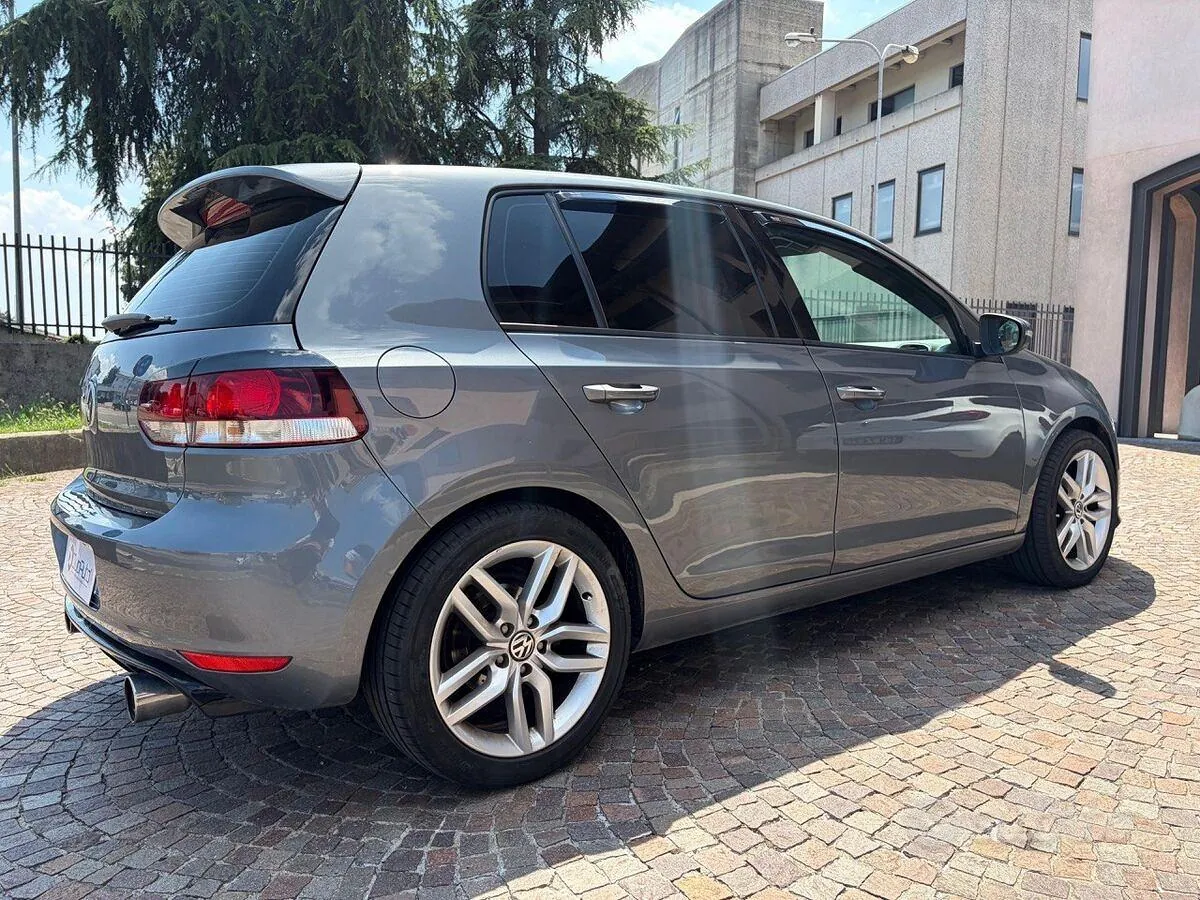 Volkswagen Golf 2009 photo 4
