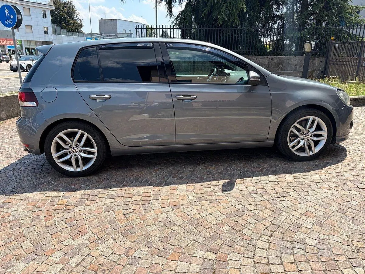 Volkswagen Golf 2009 photo 3