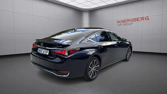 Lexus Es300H 2023 photo 5