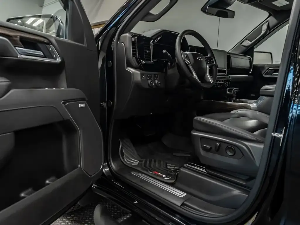 Chevrolet Silverado 1500 2025 photo 4