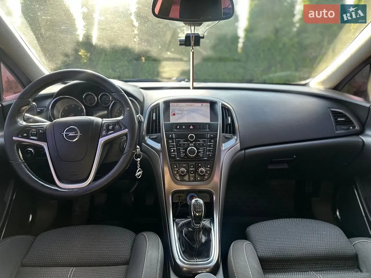Opel Astra 2011 photo 5