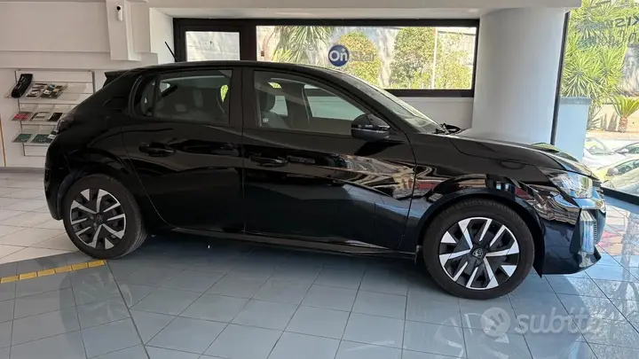Peugeot 208 2024 photo 5